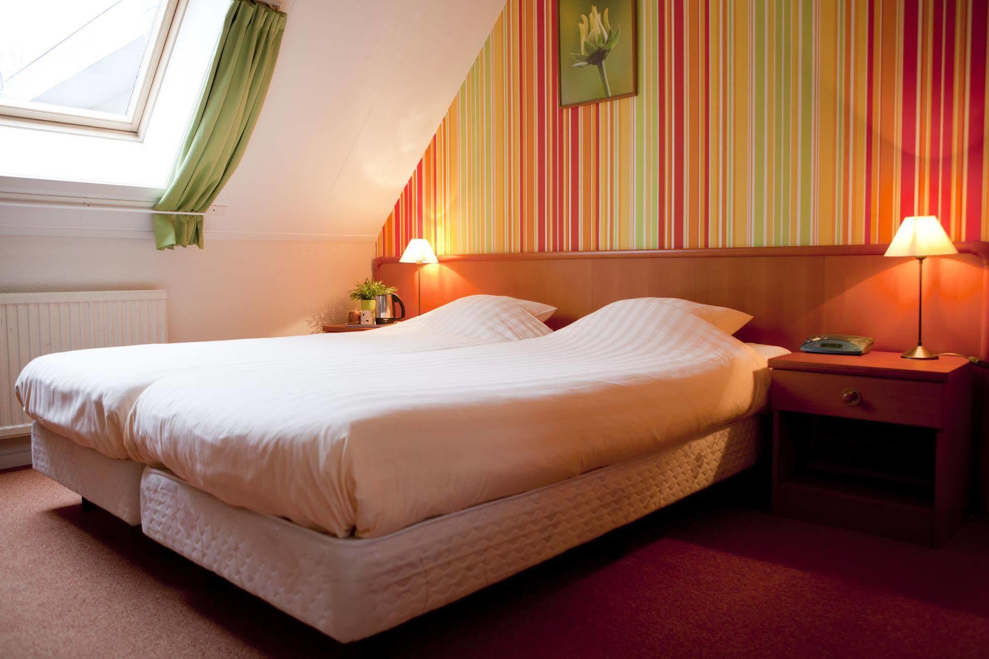 Budget Tweepersoonskamer met 2 Aparte Bedden