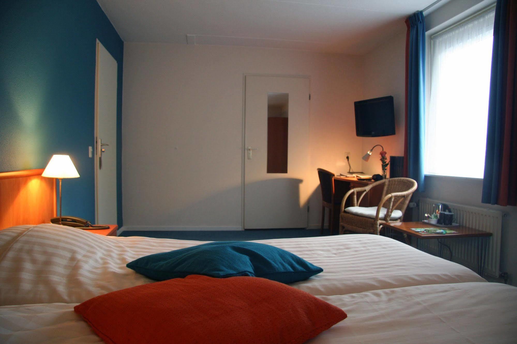 Grote Kamer met 2 Bedden